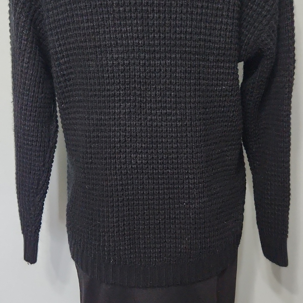 Fashion Black Acrylic Sweater - Picture 11 of 13